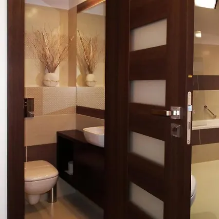 Hotel Gromada Arka Lux 4*