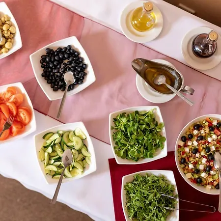 Gromada Arka Lux Hotel 4*