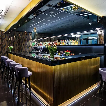 Hotel Gromada Arka Lux