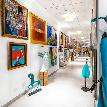 Gromada Arka Lux Hotel 4*