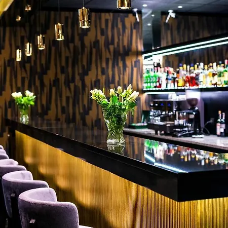 Hotel Gromada Arka Lux 4*