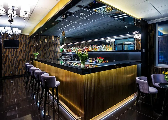 Hotell Gromada Arka Lux